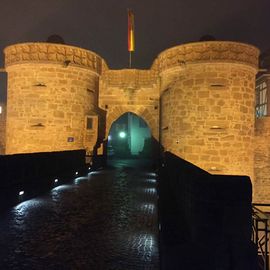 Jerusalemer Tor in Büdingen nur paar Meter vom "Nazaro" entfernt bei Nacht am 1.11.2014