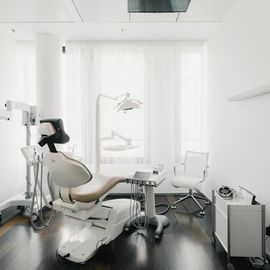 Behandlungsraum Zahnarzt Frankfurt Hauptwache
