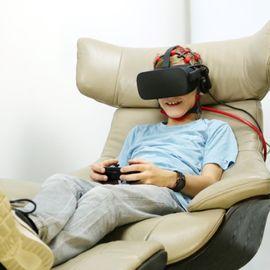 Neurofeedback in Virtual Reality