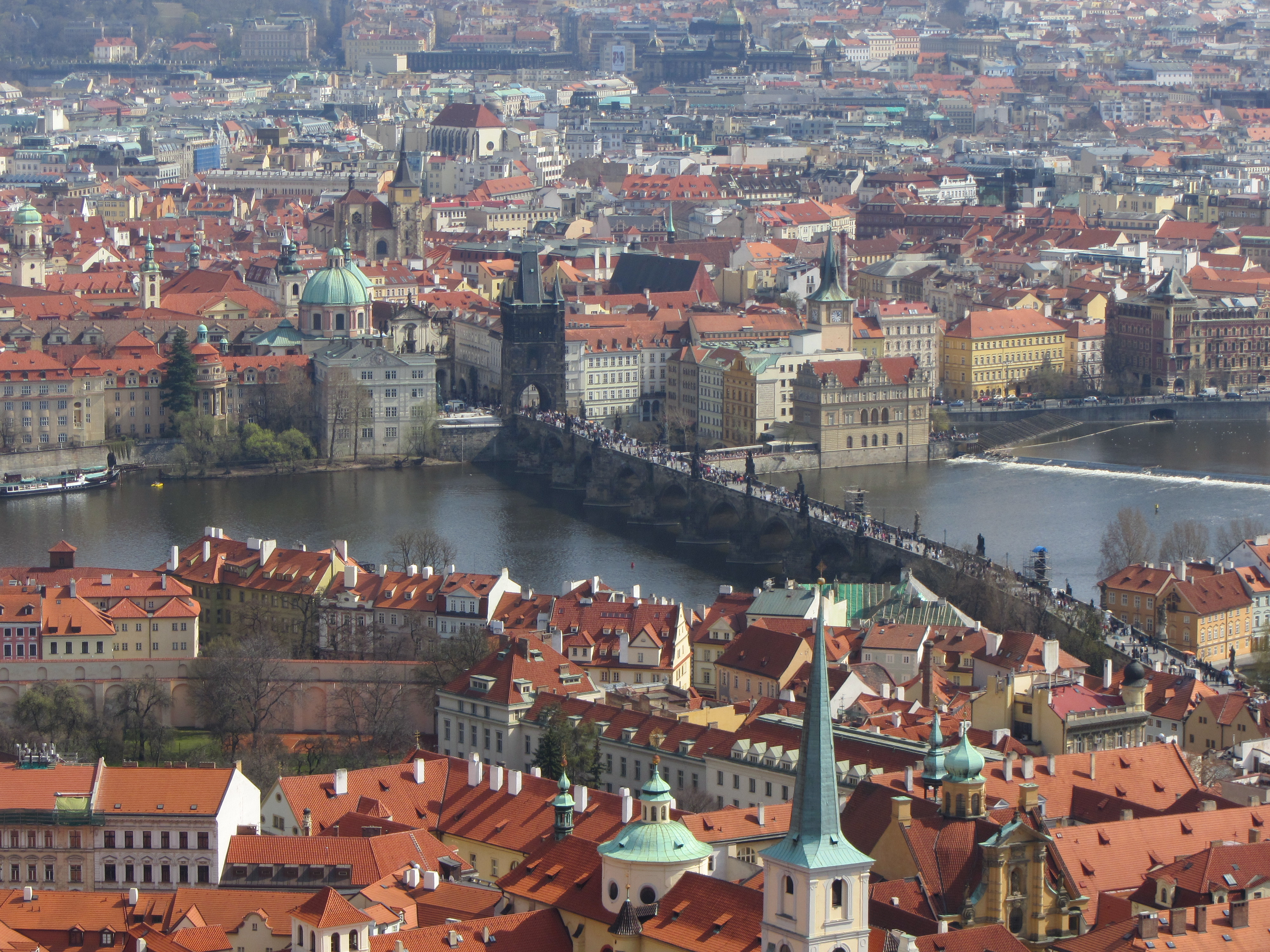 Blick auf Prag vom Turm des Veitsdoms