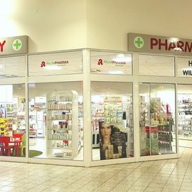 Palmpharma Apotheke im Globus .....Glasfront im Globus