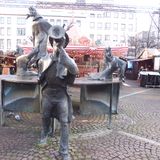 Kortum Brunnen (Szene aus der Jobsiade) in Bochum