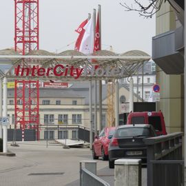 Bauarbeiten am Hbf zeigen Spuren