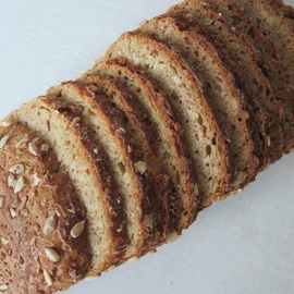 Dinkel-Hafer-Brot (sehr lecker)