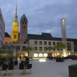 Platz hinter der Volksbank - Biergarten