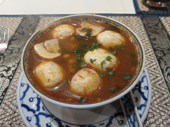 Suppe: 'Tam Yam Gai' (4€)