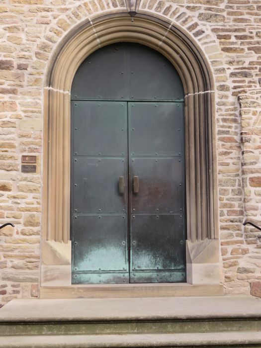 Portal auf der Südseite