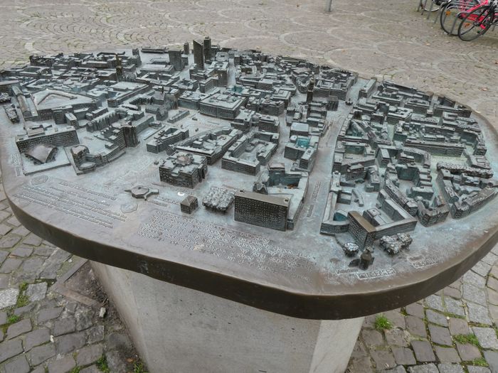 Bronzemodell Stadt Dortmund, Kleppingstr. 3