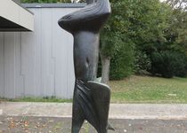 Bild zu Skulpturenhof des Lehmbruck Museums im Immanuel-Kant-Park