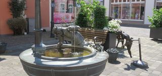 Bild zu Blauer- / Guter-Montag-Brunnen - Spielbrunnen