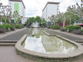 Bild zu Friedensplatz mit Brunnen