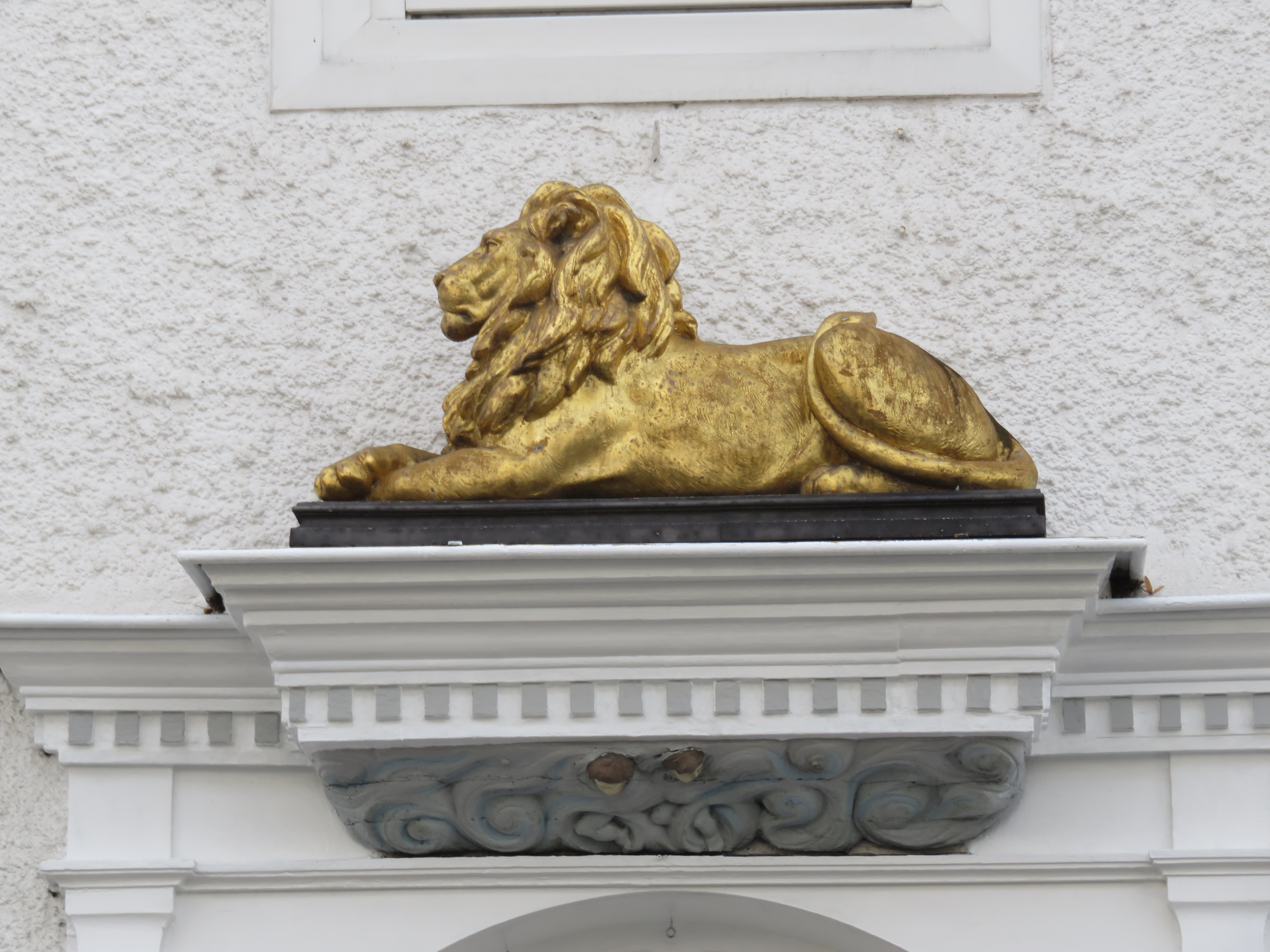 Der Löwe über dem Eingang