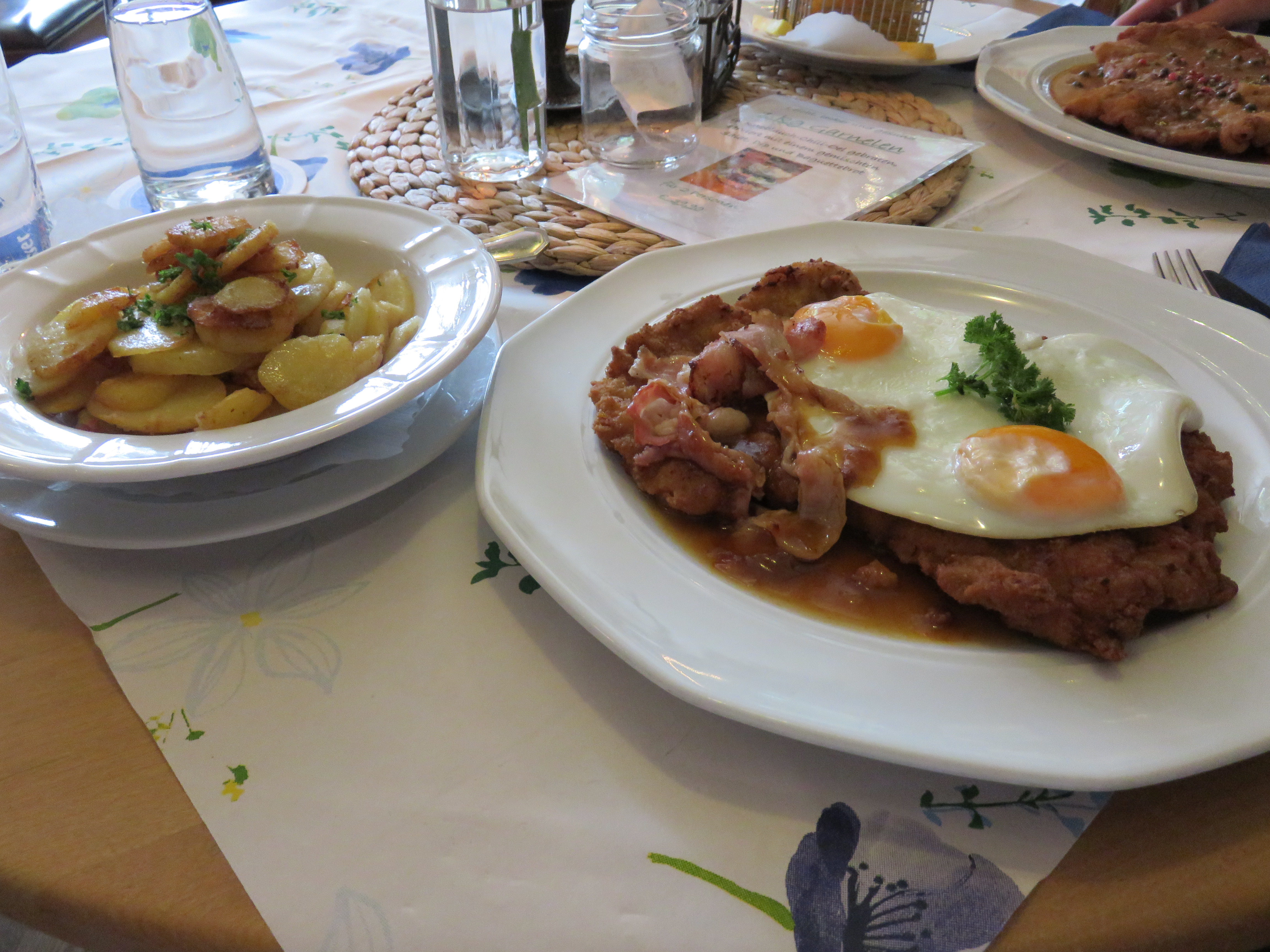 Bratkartoffeln / Schnitzel Holstein