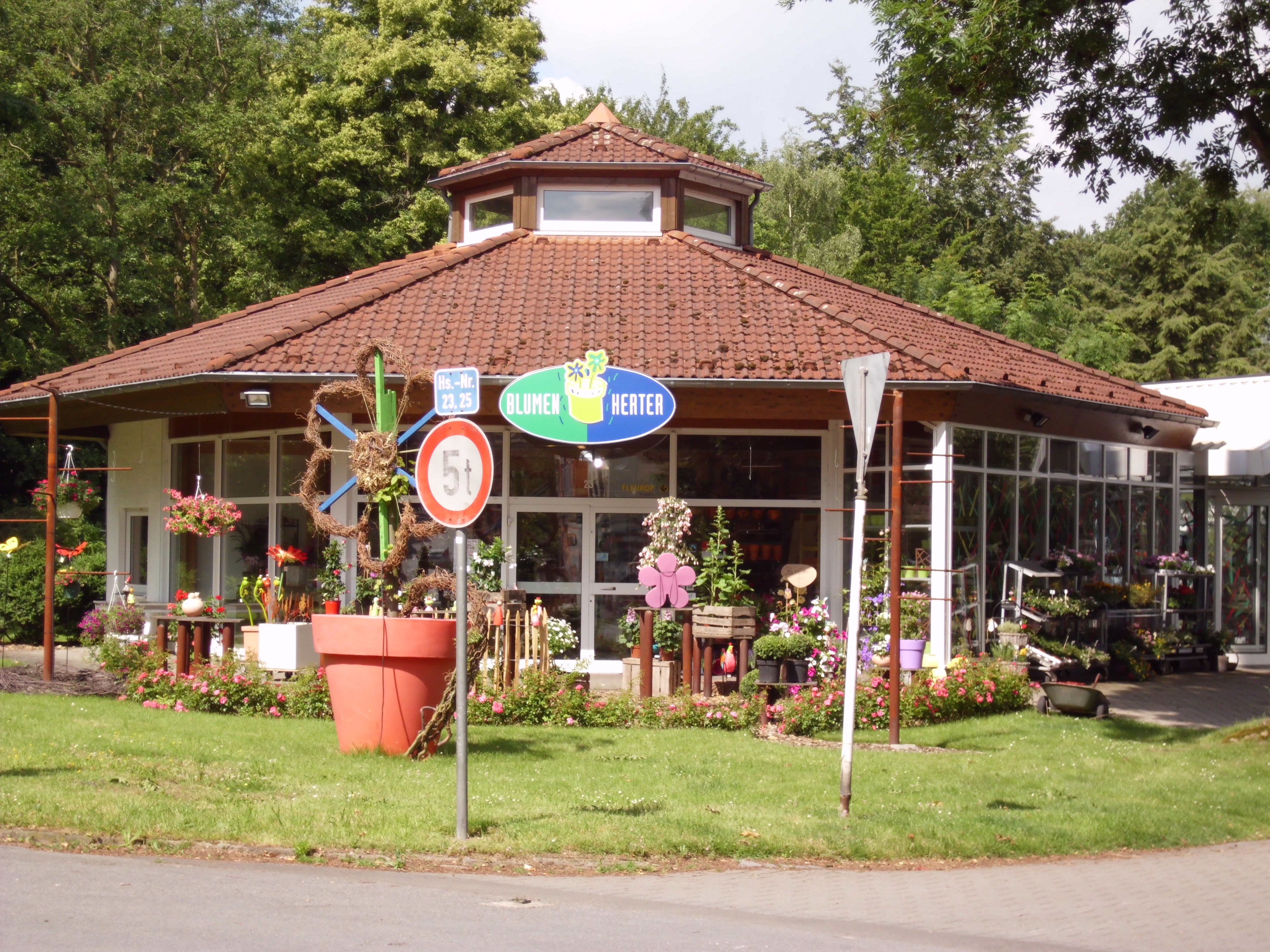 Blumen und Friedhofsgärtnerei in Menglinghauser Str. 23 44227 Dortmund-Menglinghausen