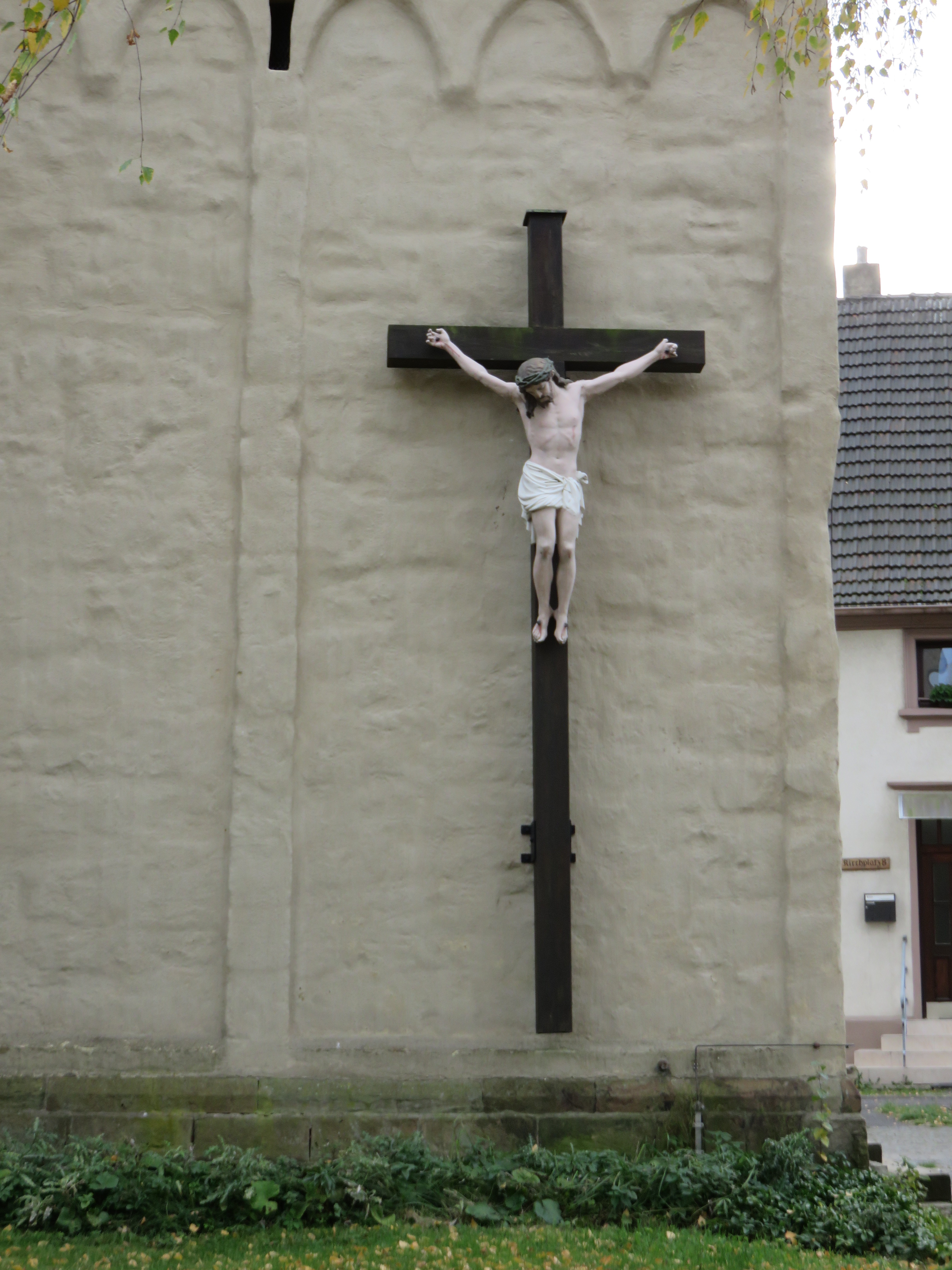 Kruzifix am Westturm