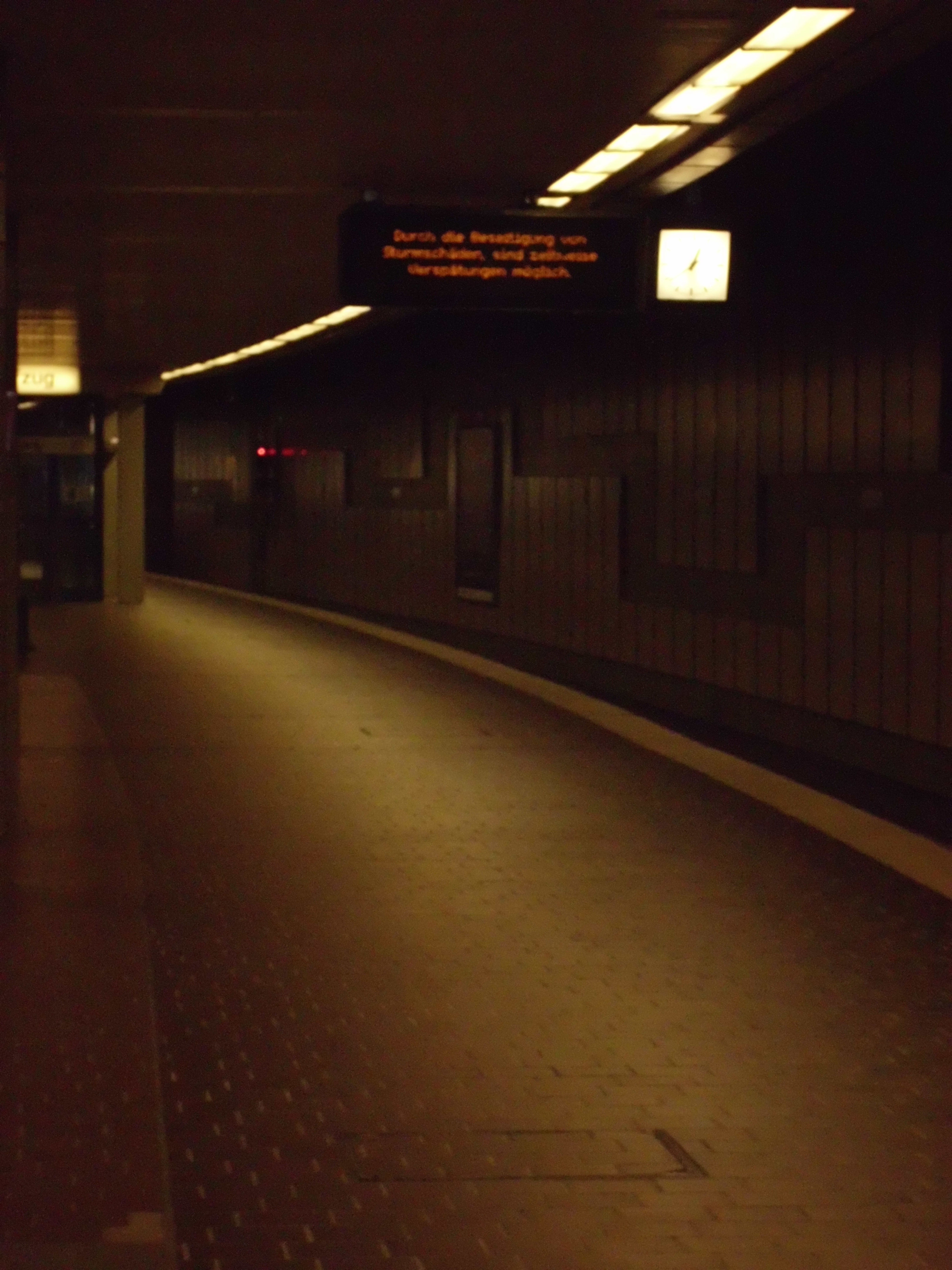 U-Bahn Station Clarenberg, Bahnsteig