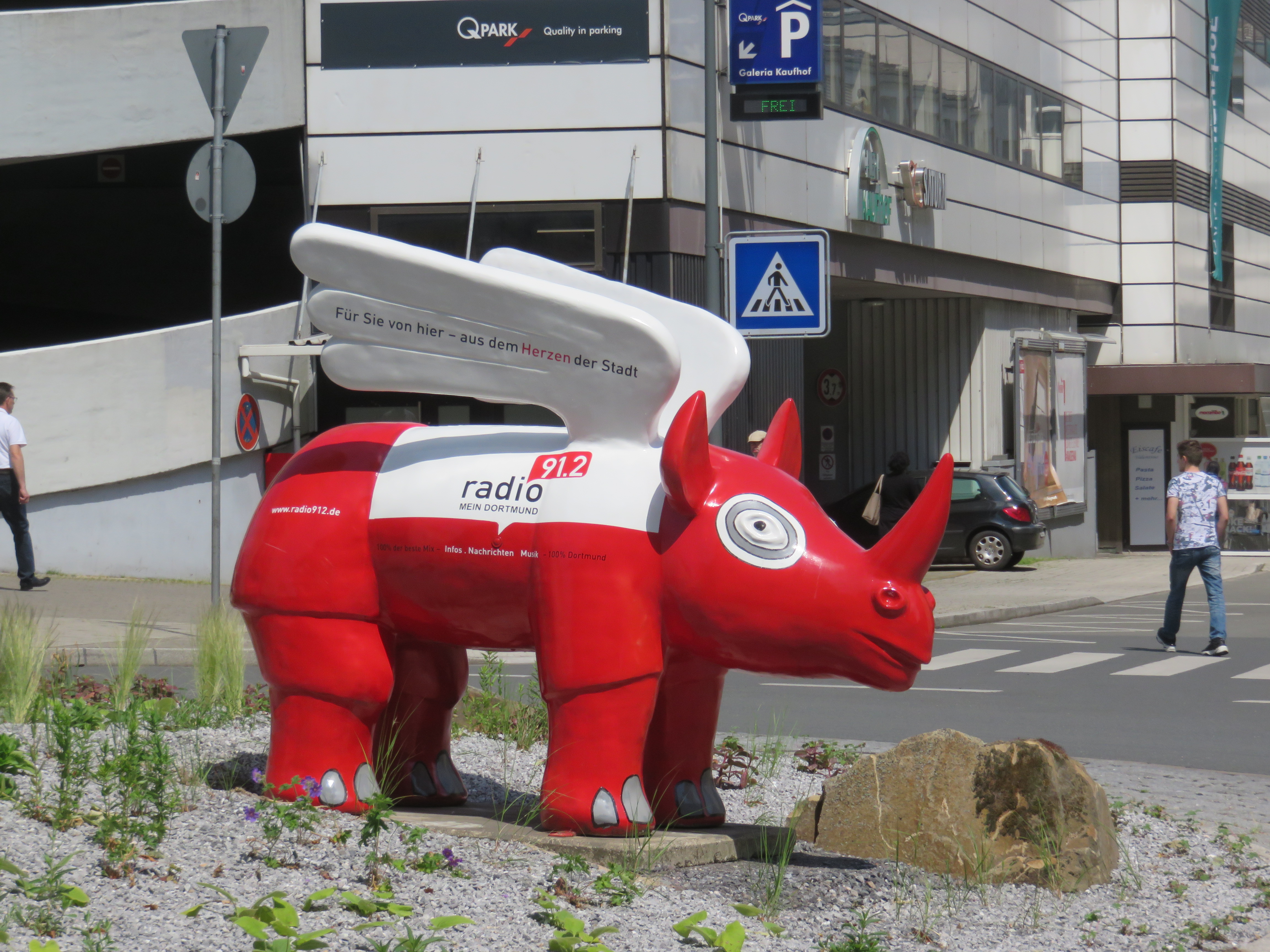 am neuen Standort, Eisenmarkt vor der Thier Galerie