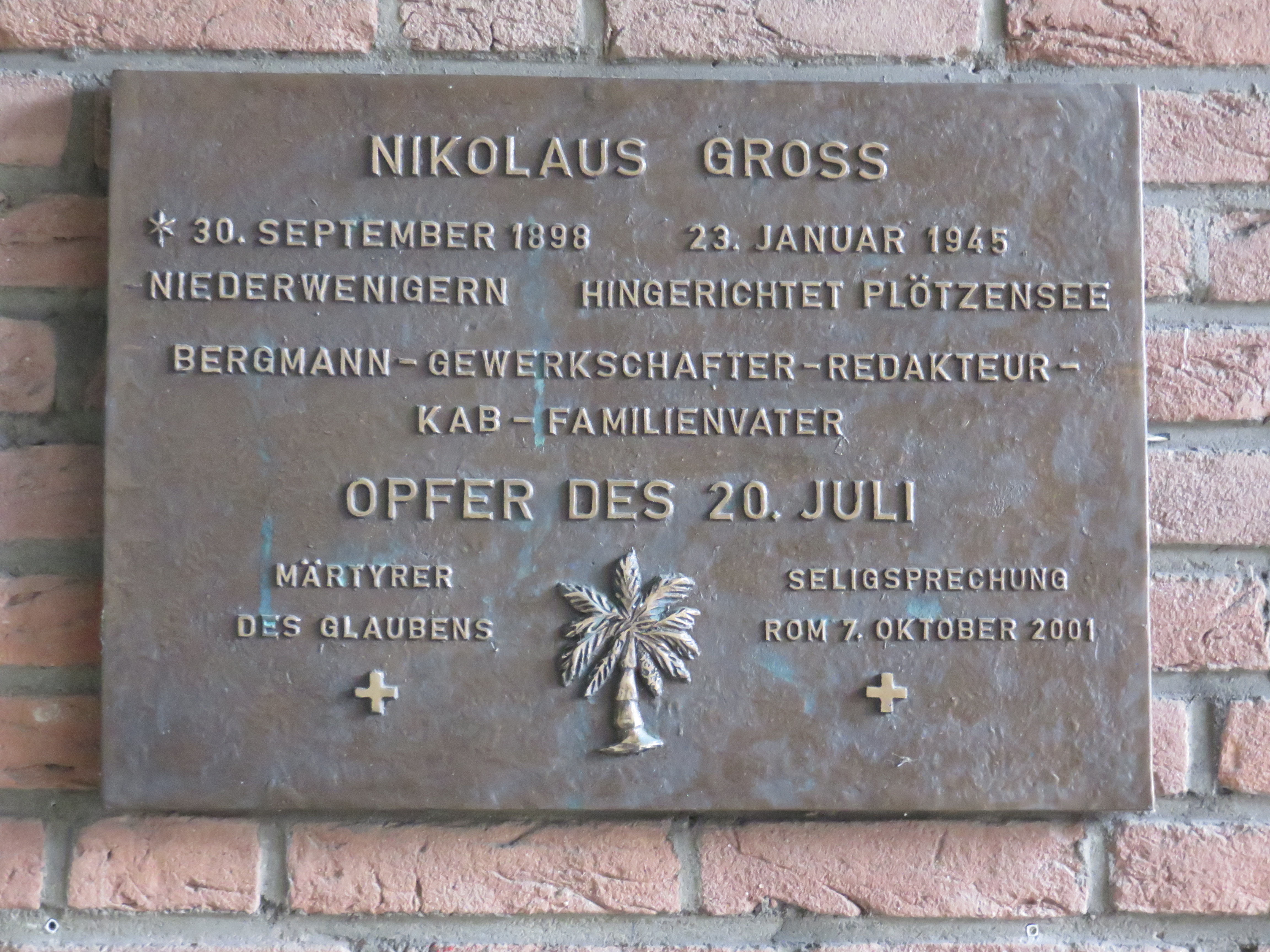 Gedenktafel für Nikolaus Gross