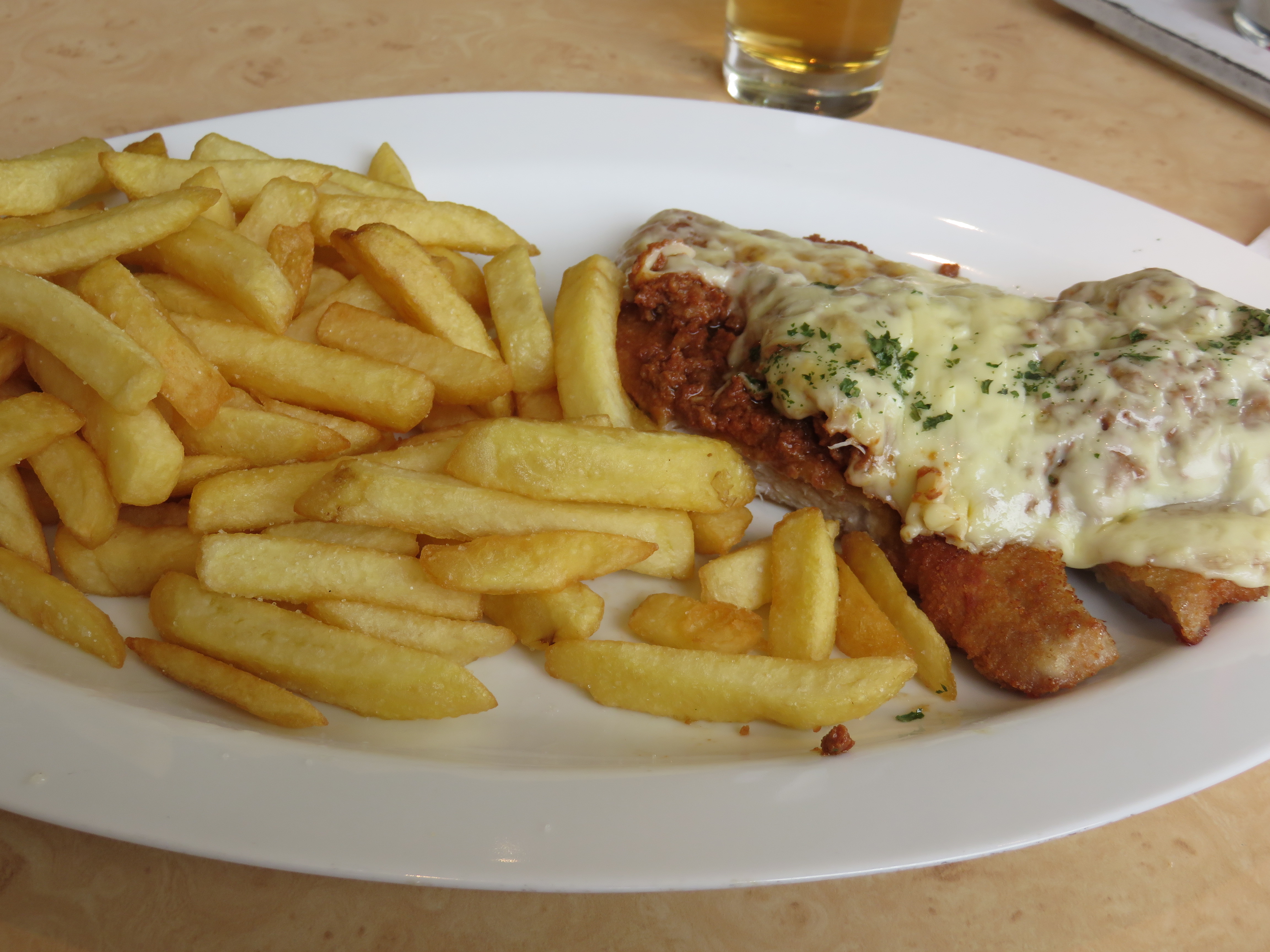 Schnitzel Bolognese (6,20€)