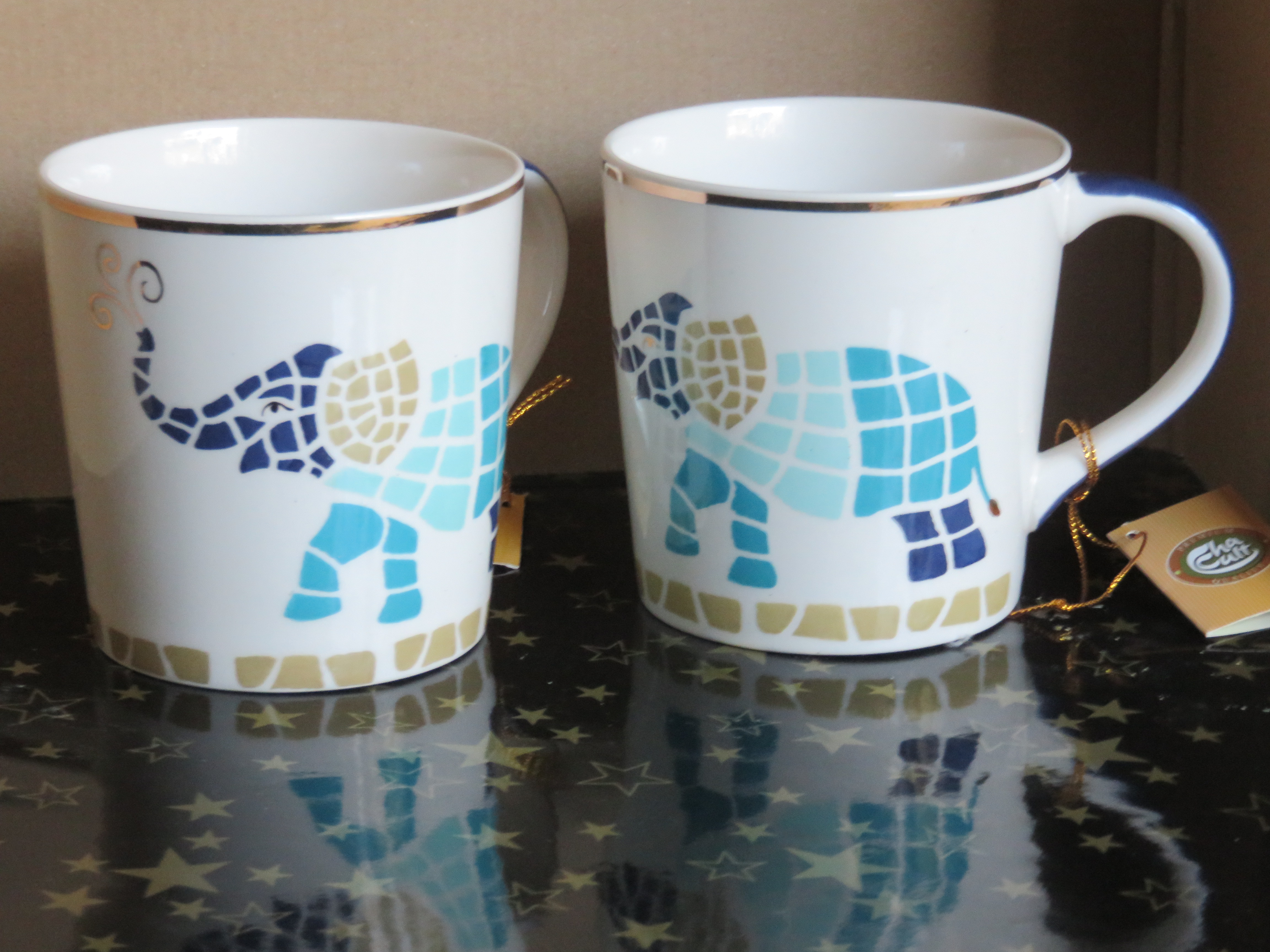 Kaffeebecher mit Elefant