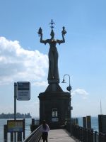 Bild zu Imperia - Statue im Hafen von Konstanz