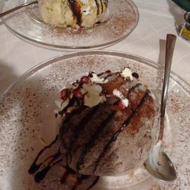 Tartufo-Eis als Dessert