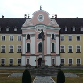 großer Innenhof