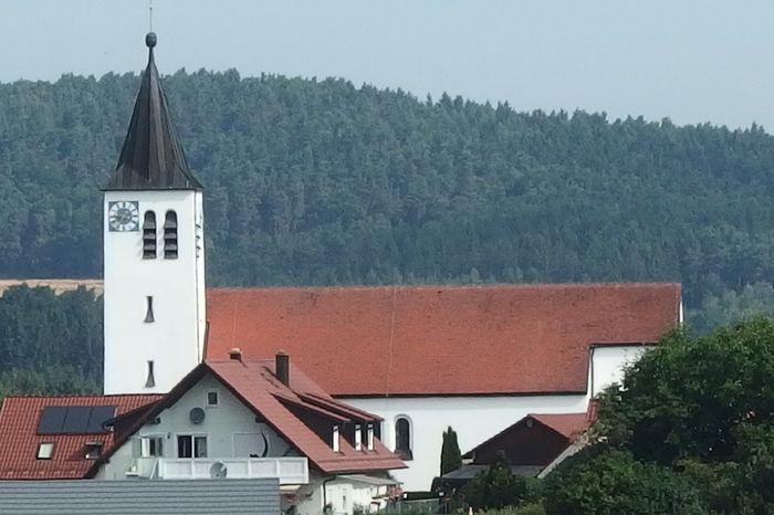 Kirche St. Bernhard im Kirchweg 6