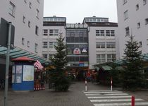 Bild zu Rennplatz-Einkaufszentrum (REZ)