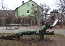 Bild zu Spielplatz / Wasserspielplatz Brunnenplatz