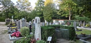 Bild zu Städtischer Friedhof Dreifaltigkeitsberg Stadtamhof Steinweg