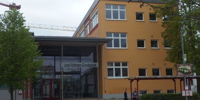 Josef-Hofmann Grundschule in Neutraubling