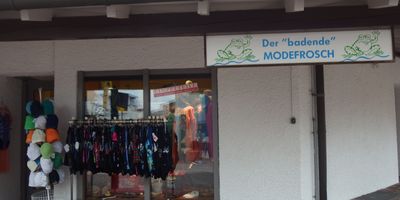 Der badende Modefrosch in Bad Gögging Stadt Neustadt