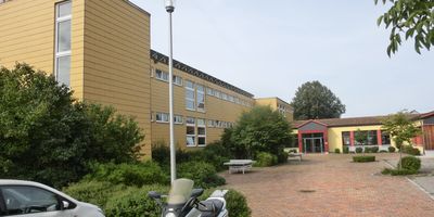 Schulzentrum - Grundschule und Mittelschule - Volksschule Rötz in Rötz