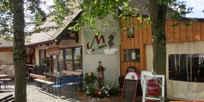 M Cafe Bistro in Rötz