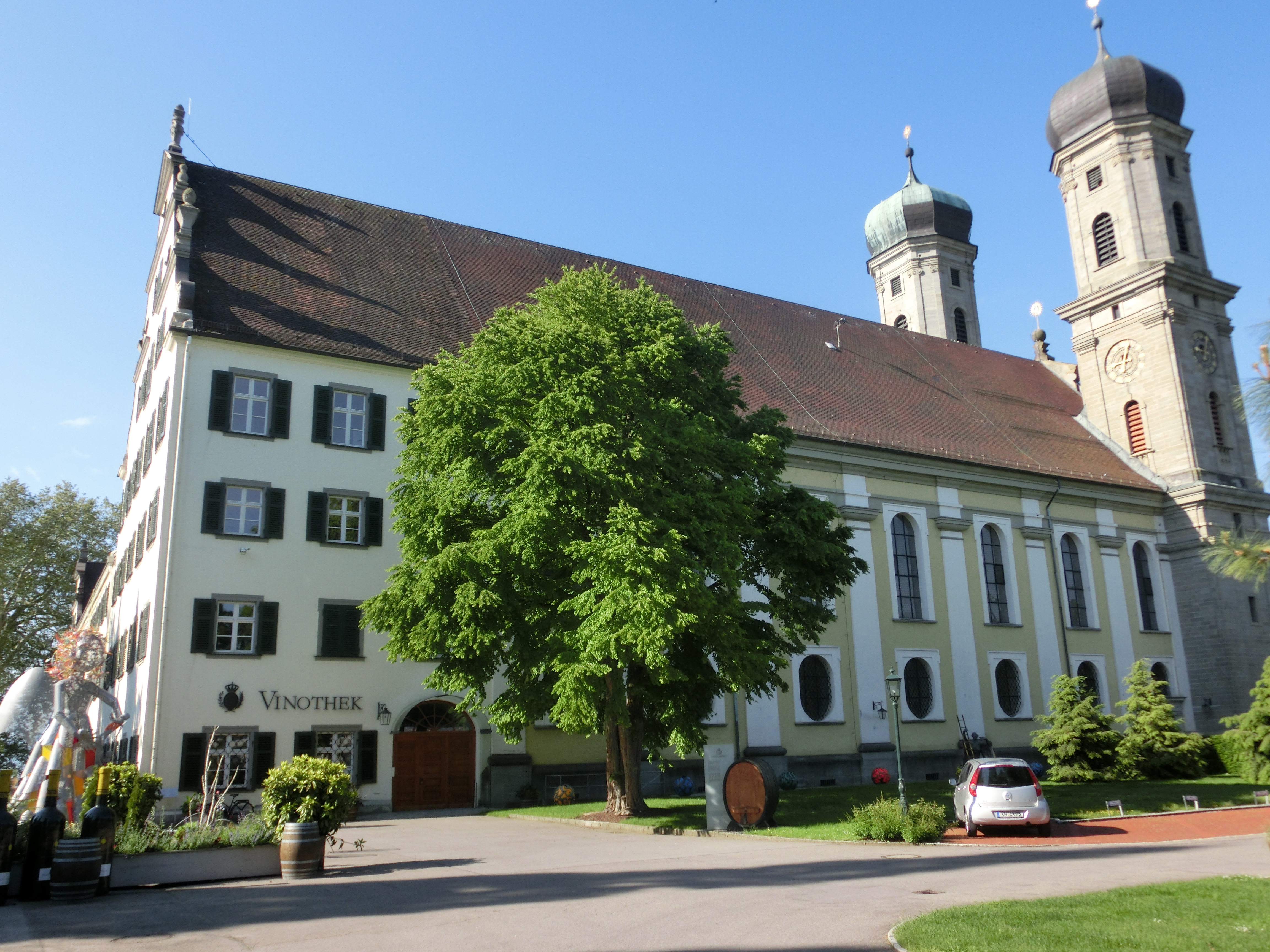 Schlosskirche, die ist in das Schloss integriert