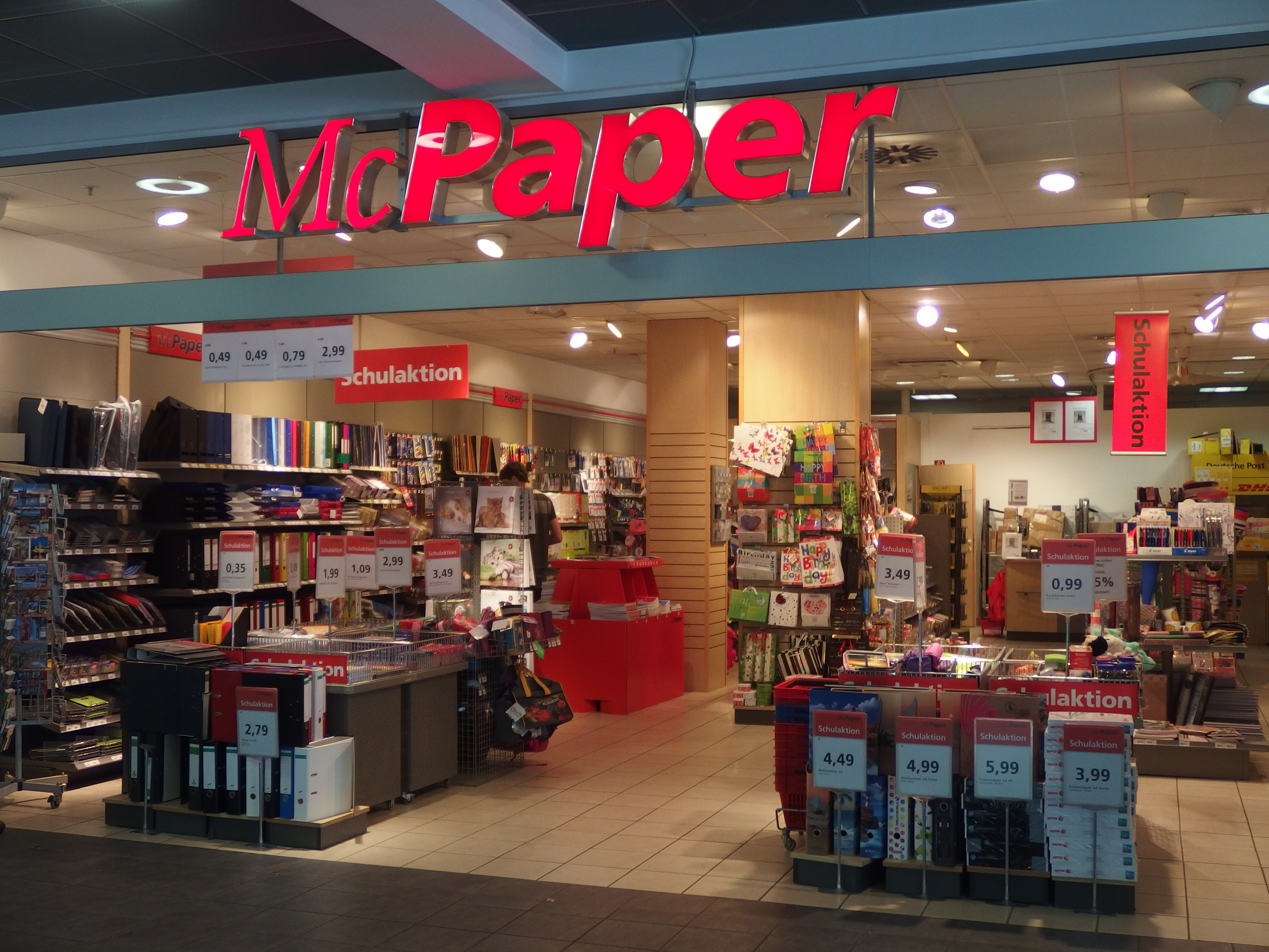 McPaper im Köwe Einkaufszentrum