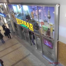 Bierbar "Alkopole" im Bahnhof Alexanderplatz