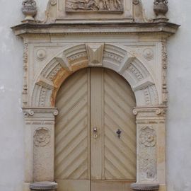 Portal im Schloßhof