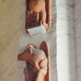 Johanniterkirche Mirow – Symbolfiguren für Johannes den Täufer (Adler) und Lucas (Stier) von Paul Zülke