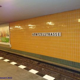 U-Bahnhof Güntzelstraße