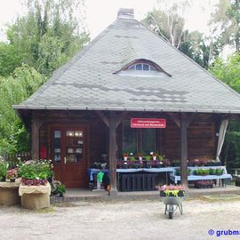 Gärtnerei &amp; Baumschule Jahreszeitengarten auf dem Südwestfriedhof Stahnsdorf