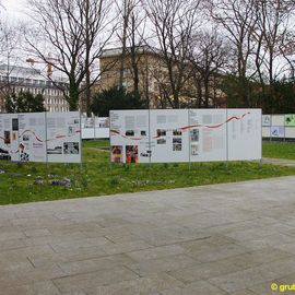 Informationstafeln rund um die Gedenkst&auml;tteFriedhof f&uuml;r 1848