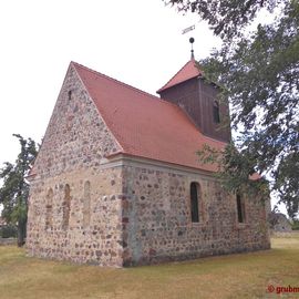 Nord- und Ostseite Dorfkirche Lichtenow