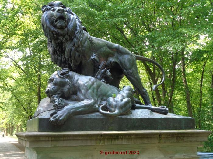 Bronzeskulptur »Löwengruppe«
