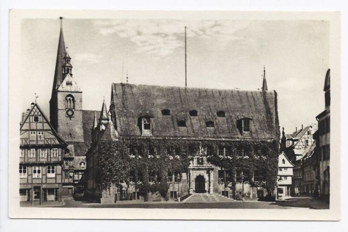 Rathaus Quedlinburg auf einer Postkarte von 1955