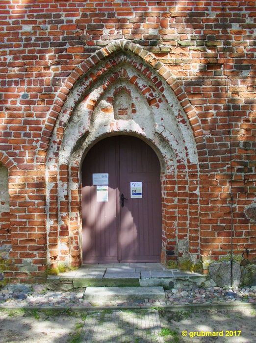 Dorfkirche Mellenthin - Portal