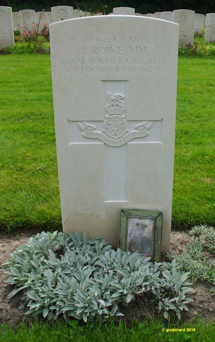 Serjeant Rowe, Loyal North Lancashire Regiment, 26 Jahre