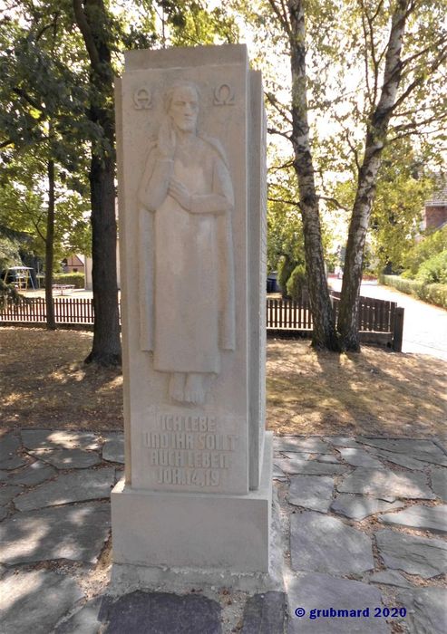 Kriegerdenkmal Nochten - Frontseite