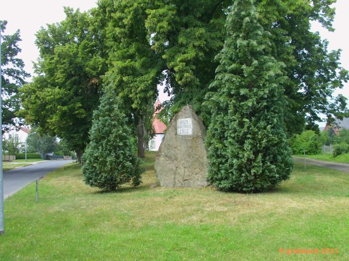 Gedenkstein „100. Jahrestag der Völkerschlacht bei Leipzig“ in Görzig